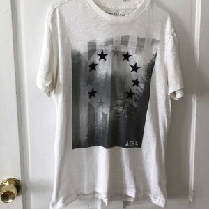 🛍Aeropostale T-shirt size Medium